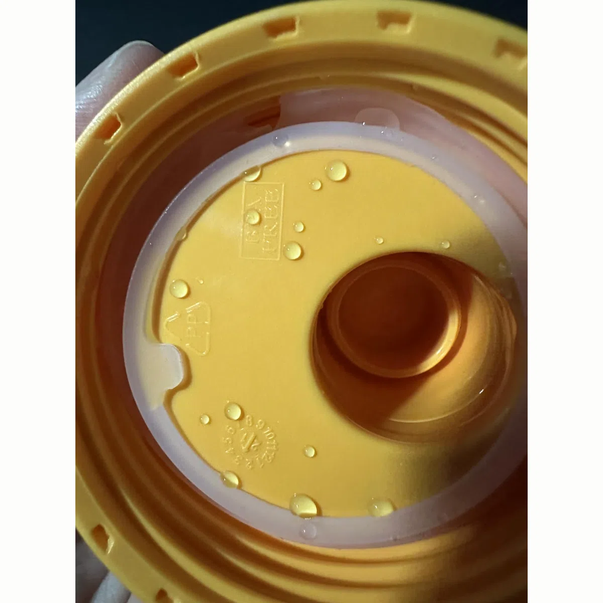 Big but no lid storage