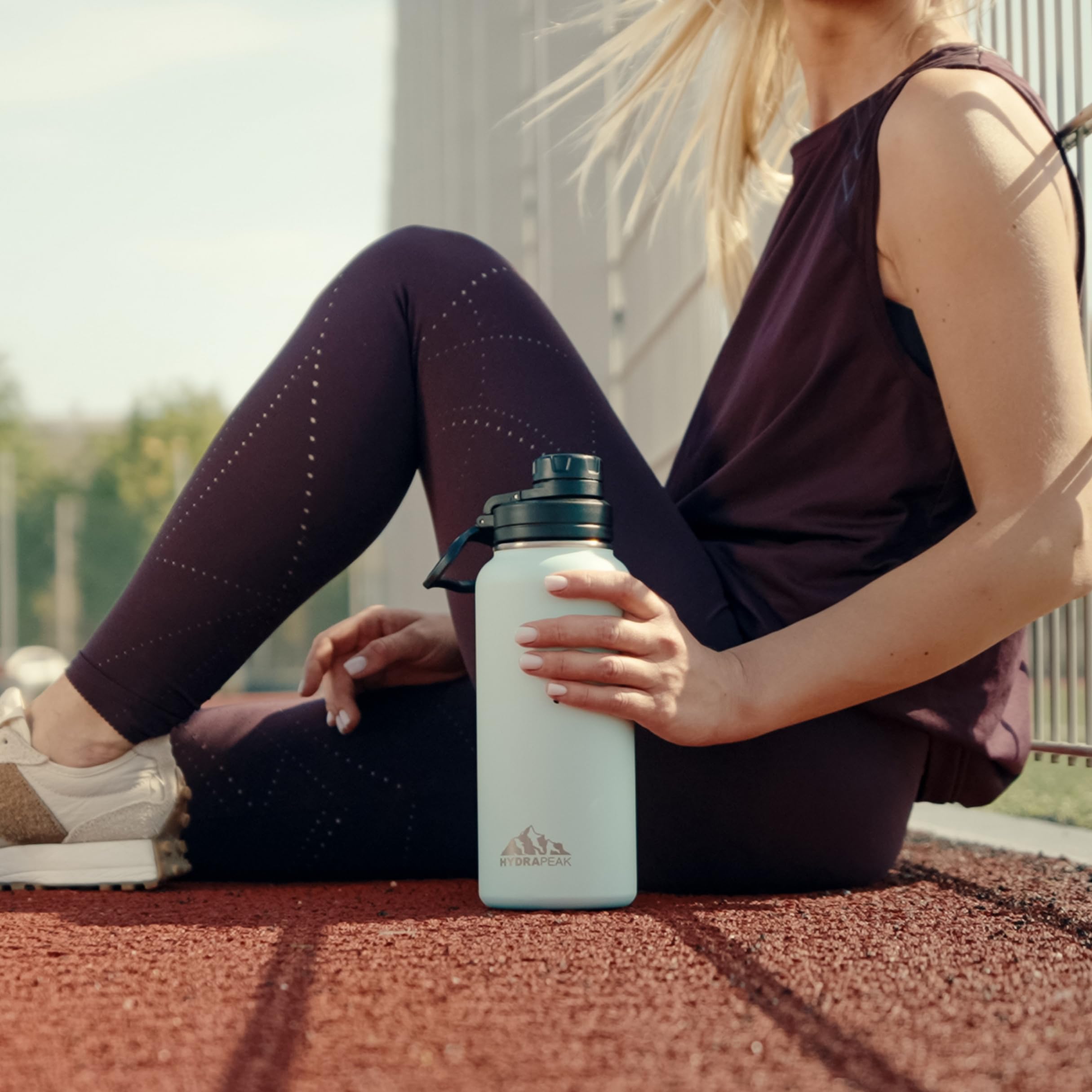 Hydrapeak Insulated Water Bottle with Chug Lid - 24H Cold, 12H Hot, Leak-Proof Stainless Steel